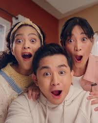 Barkada cravings? May may exclusive promos sa Chowking delivery! , Tawagin  na ang buong barkada and order your Chowking favorites sa Chowking APP or  chowkingdelivery.com! , ASC Ref F0082N111423C