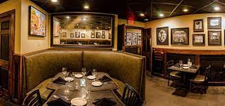 An italian restaurant with two area locations happy gillis cafe and hangout : Garozzo S Ristorante Kansas City Visit Kc