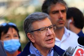 Revisa la entrevista brindada a en la hora. El Dia De Joaquin Lavin En 7 Imagenes