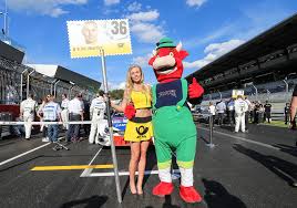 Her design was first created by brazilian artist samantha rodrigues (post #4555485), who worked in a. Spielberg Gabalier Und Cordula Grun Fur Dtm Fans Murtal