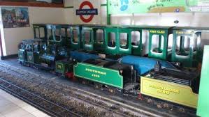 1359391560292 Railway Miniatures Train