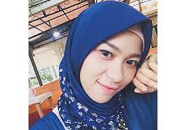Kabut asap membuat elsa alami pilek, batuk, dan perut kembung. Foto Profil Dan Biodata Elsa Pitaloka Terbaru Lengkap Akukenal Com