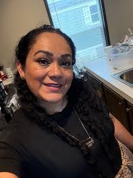 Alejandra Maciel's Instagram, Twitter & Facebook