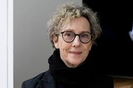 Barbara Steinman's Instagram, Twitter & Facebook