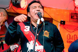 'orgullosa', el tema inédito de diomedes díaz estrenado tras siete años de su muerte. Asi Suena Lo Nuevo De Diomedes Diaz Con El Cocha Molina Homenaje Al 26 De Mayo Primera Linea