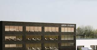 Itv plc had proposed to close the studios in 2009. Leeds Studios To Open In May News Broadcast