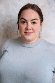 Hattie Flynn's Instagram, Twitter & Facebook