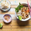 Curb your food (pad thai gordon ramsay). Gordon Ramsay S Pad Thai Dismissed By Thai Chef In Viral Tweet Sbs Food