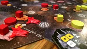 You compete for success with rival we proudly present you the «eclipse» board game published by «asmodee»! Eclipse Review Polyhedron Collider