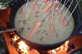 Erbseneintopf Aus Dem 12er Dutch Oven Erbseneintopf Eintopf Lebensmittel Essen