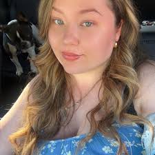 Hi everyone! Can we spend a moment to talk about The Last Letter by Revecca  Yarros? It was recommended here in this group (as a book that will make you  cry) so