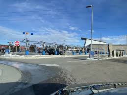 I don't know about the manual car wash costs because manual washing doesn't happen to my car unless it's a fundraiser and teenagers are doing it for me for a donation. Big Splash Car Wash 5760 N Academy Blvd Colorado Springs Co Car Washes Mapquest