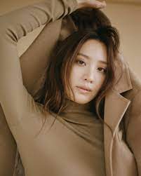 Interview with Fantastic Beasts Actor and Model Claudia Kim