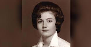 Faye Polk's Instagram, Twitter & Facebook