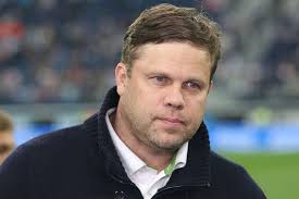 Three-time biathlon world champion Ushakov died 16:45