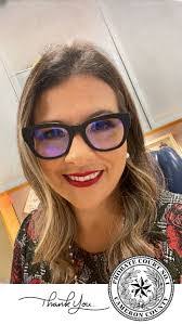 Renata Dunn's Instagram, Twitter & Facebook