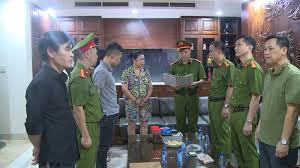 Khám xét khẩn cấp, bắt giữ Nguyễn Huy Tùng - Người quan sát
