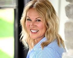 Vicki Swisher's Instagram, Twitter & Facebook