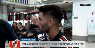 Milton óscar casco is an argentine professional footballer who plays as left back for river plate and the argentina national team. Uzivatel Sportscenter Na Twitteru Ahora En Sportscenter En Vivo Por Espn 2 Habla Milton Casco Antes Del Viaje Del Plantel De River A Medellin Para Enfrentar Al Dim Https T Co Y54qotqd6s