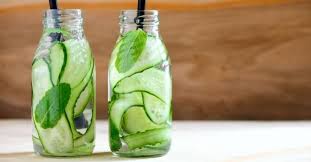 Recette De Boisson Minceur Au Concombre Et A La Menthe Special Ventre Plat Recette Recettes De Boissons Boisson Ventre Plat