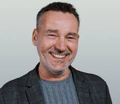 Benny fra 'Gift ved første blik' brød med sin familie: Derfor taler han  ikke om det i programmet