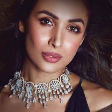 The stunning malaika arora recently met up with pinkvilla and revealed the secret to her hot body. Malaika Arora Fan Club Startseite Facebook