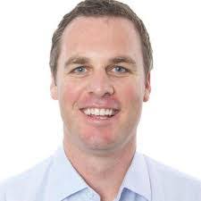 Cara Hawk's Instagram, Twitter & Facebook