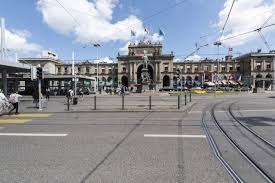 Das seebad ist bei schönem wetter von mai bis september täglich geöffnet. Willkommen In Unseren Bahnhofen Sbb