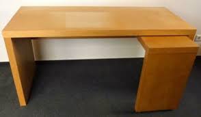 Apply 3 coats of primer with a small roller. Ikea Kinder Schreibtisch Malm Ausziehbar Ahorn Sehr Gut Tisch In Munster Westfalen Albachten Ebay Kleinanzeigen