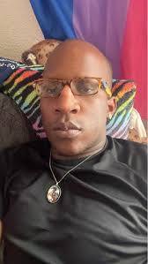 DJ seeking dates and friends in Central California