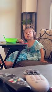 Milk wasted! #sleepy #sleepybaby #tigerking2 #angryelf #frozen #elsa #fyp  #foryoupage