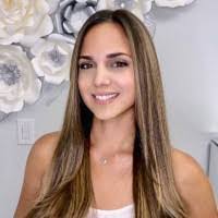 Lisette Rosario's Instagram, Twitter & Facebook