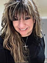 Dennis Eisenbraun's Instagram, Twitter & Facebook