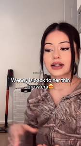 Thin Eyebrows Wendy