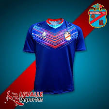 These include guillermo stábile , osvaldo zubeldía , carlos bilardo , diego simeone and alejandro sabella. Arsenal De Sarandi Jersey