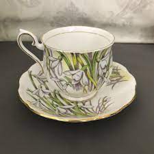 Royal Albert Snowdrops Tea Cup And Saucer Set Flower Of The Etsy Tea Cups Vintage Tea Cups Vintage Tea Cup Set