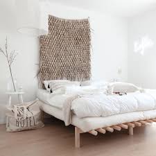 Wir haben unser gästezimmer umgestaltet und es im stile eines schicken scandi hotelzimmers designed. Pace Bett Von Karup Design Connox