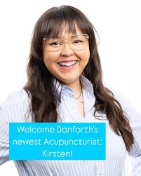 Our fantastic Emily Crown Robinson has a wonderful tool kit, as many of you  already know, that includes Swedish massage, Shiatsu, and Reflexology,  spanning almost 25 years of body work! This year