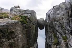The three house parliament formed. Ab Stavanger Gefuhrte Herbstwanderung Nach Kjerag Getyourguide