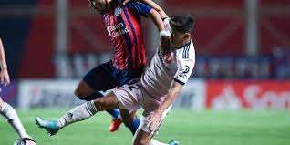 Las elecciones municipales de chile de 2021 se realizarán el 15 y 16 de mayo de 2021 para elegir a los responsables de la administración local, es decir, de las comunas. Universidad De Chile Mauricio Morales Dreams Of Being Champion And Starter At Rafael Dudamel S U Football24 News English