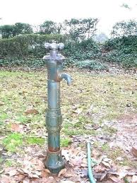 You leave the lower hose spigot on and turn water on and. Pin On Garden Hose