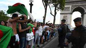 Cinémas, théâtres, salles d'expos… il y a l'embarras du choix ! Can 2019 Des Magasins Pilles Sur Les Champs Elysees Apres La Victoire De L Algerie