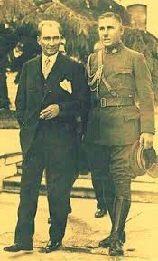 Agir Bir Hastaligin Nobetleri Icinde Olumu Iki Gozleri Ile Gormus Gibi Olanlar Vardir Ben Iki Gozumle B Turkish Army Great Leaders The Legend Of Heroes
