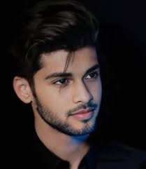 7 Photo poses ideas in 2025