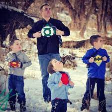 9gag On Twitter Family Photoshoot Family Photos Superhero Family
