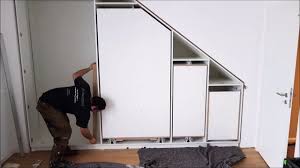 Bevor sie loslegen können, müssen sie erst einmal im baumarkt vorbei schauen. Einbauschrank Unter Einer Schrage Youtube