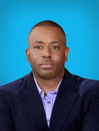 Cameron and Botox's Adventures: A Day at the Vet : Smith, Corey: Amazon.fr:  Livres