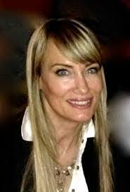 Laurie Mcphee's Instagram, Twitter & Facebook