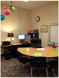 Kidney Table Teacher Desk Kidneytableteacherdesk Teachers Desk With Kidney Table Dry Erase Circles For Kids To Practice Dur In 2020 Kidney Table Table Home Decor