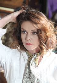 Doris Plumb's Instagram, Twitter & Facebook